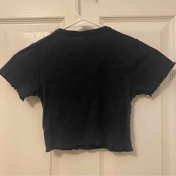 Urban Outfitters dragon top - Picture 3 of 3